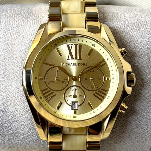 Michael Kors Women’s Bradshaw Gold-Tone Watch - Picture 2 of 11